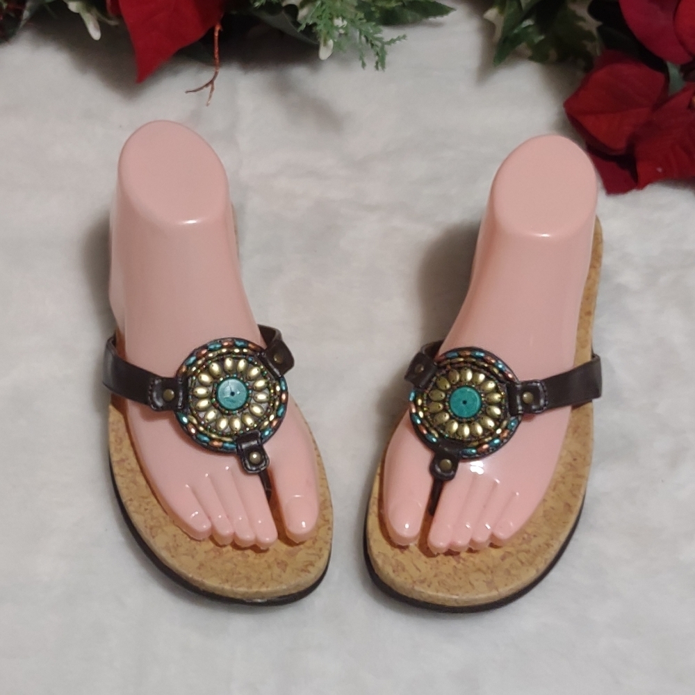 Apt 9 sandals shoes for women size,8